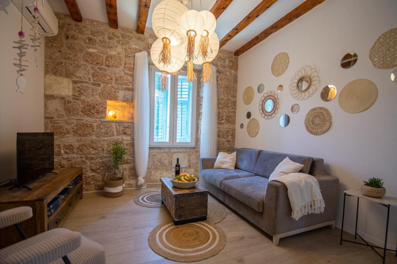 Apartments Mali Raj Komiža Εξωτερικό φωτογραφία