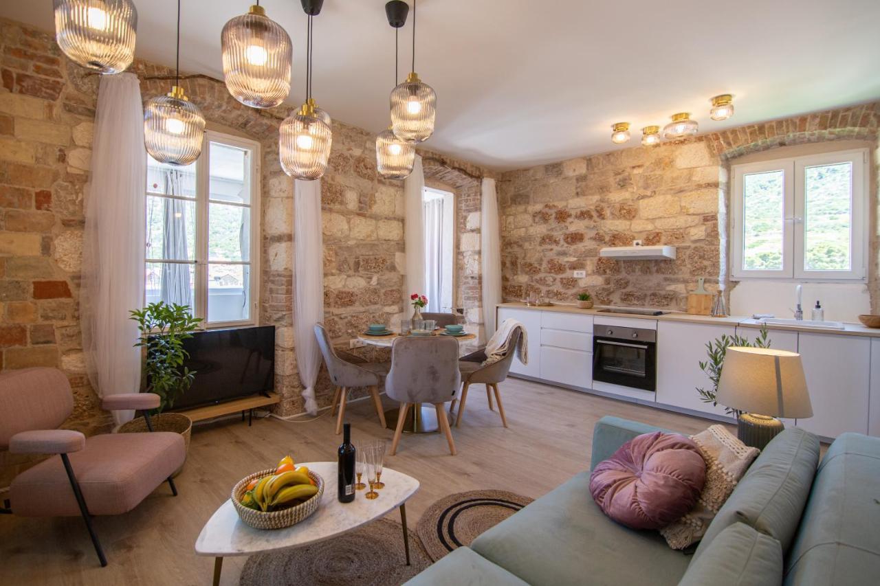 Apartments Mali Raj Komiža Εξωτερικό φωτογραφία