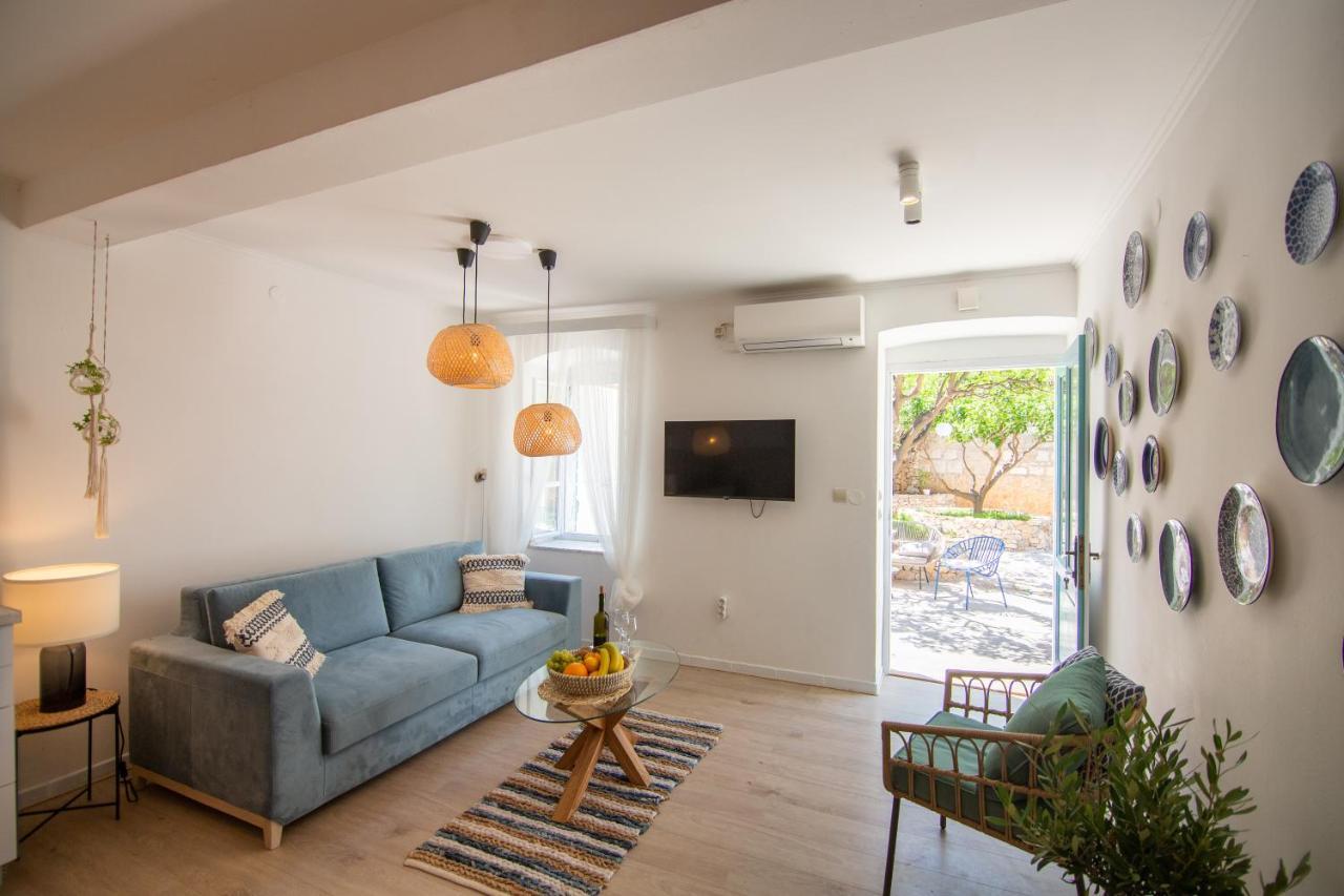 Apartments Mali Raj Komiža Εξωτερικό φωτογραφία
